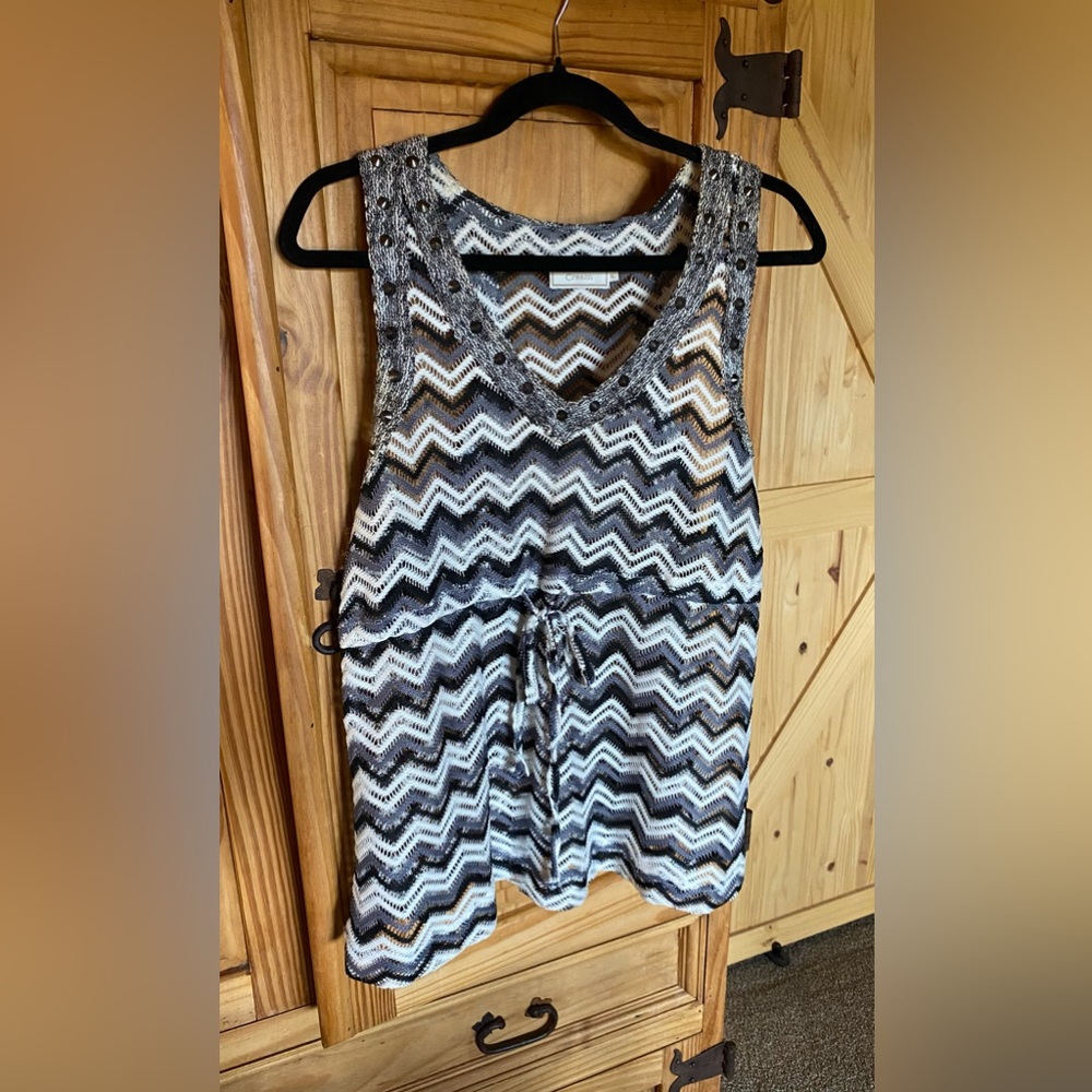 Cream NWOT open weave knit top with metal studs, XL